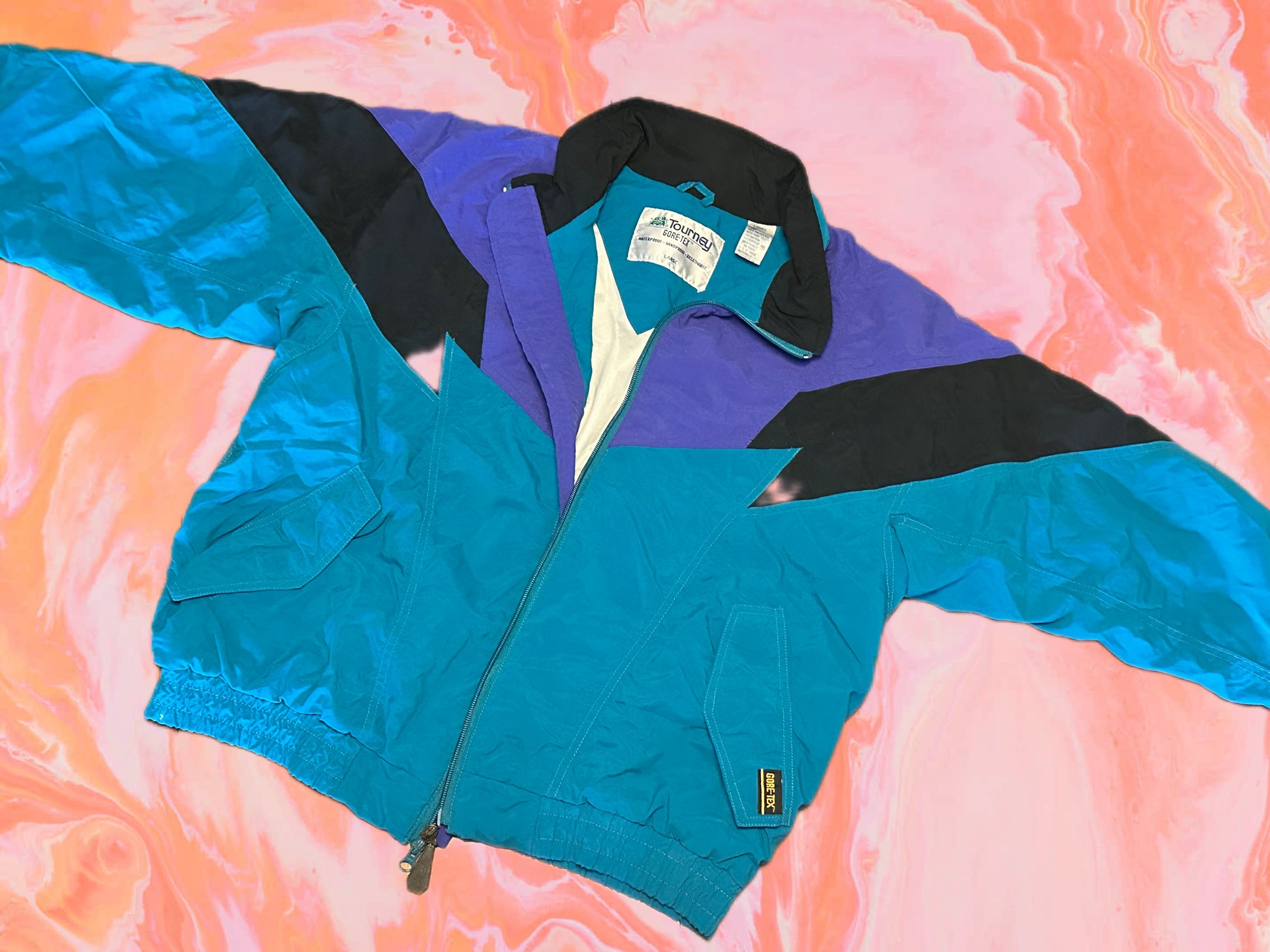 Vintage Gore-Tex windbreaker, women’s Large