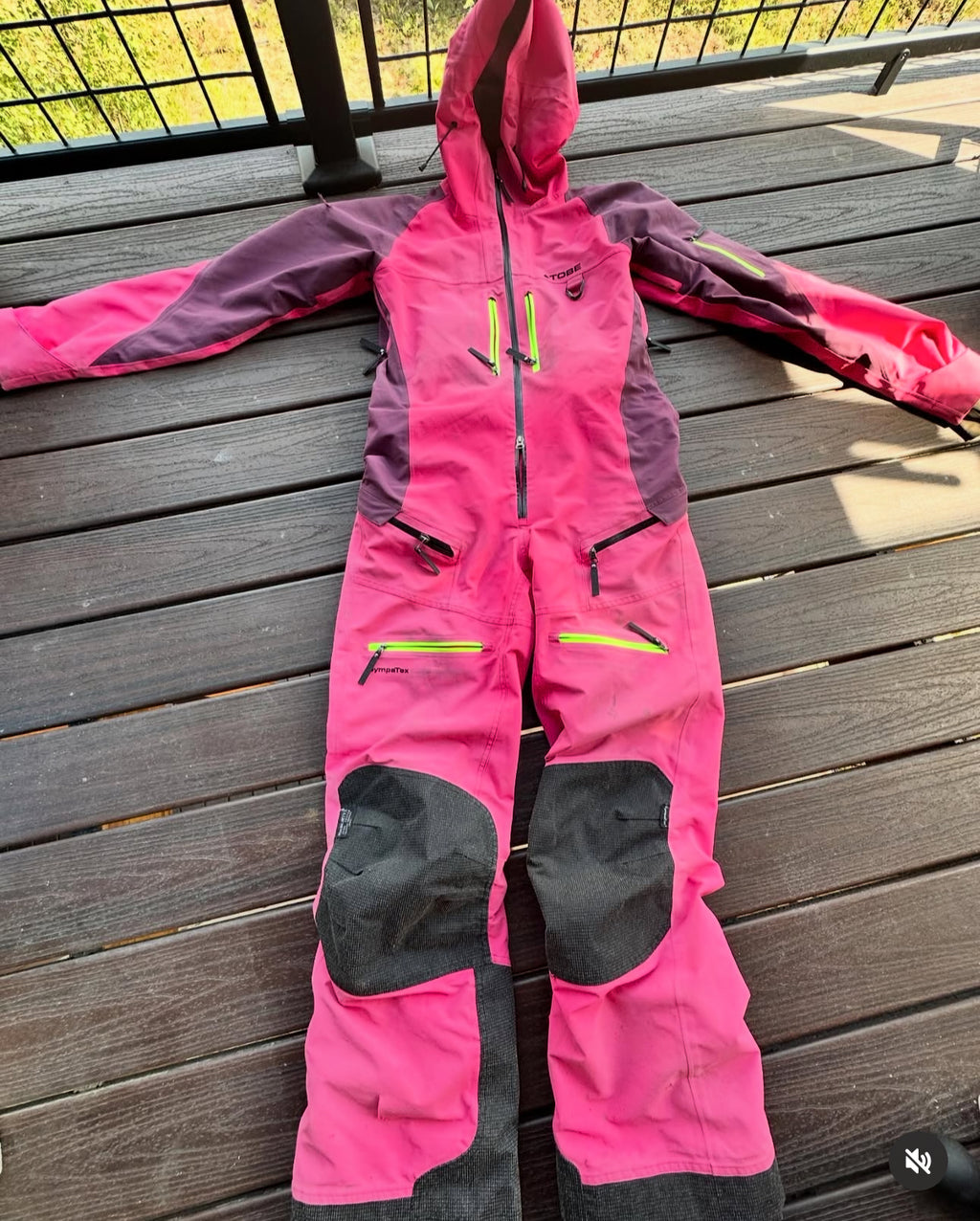 TOBE Insulted Mono Suit Small